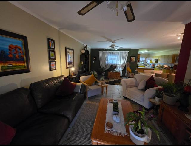 3 BEDROOM TOWNHOUSE TO LET IN VAALPARK